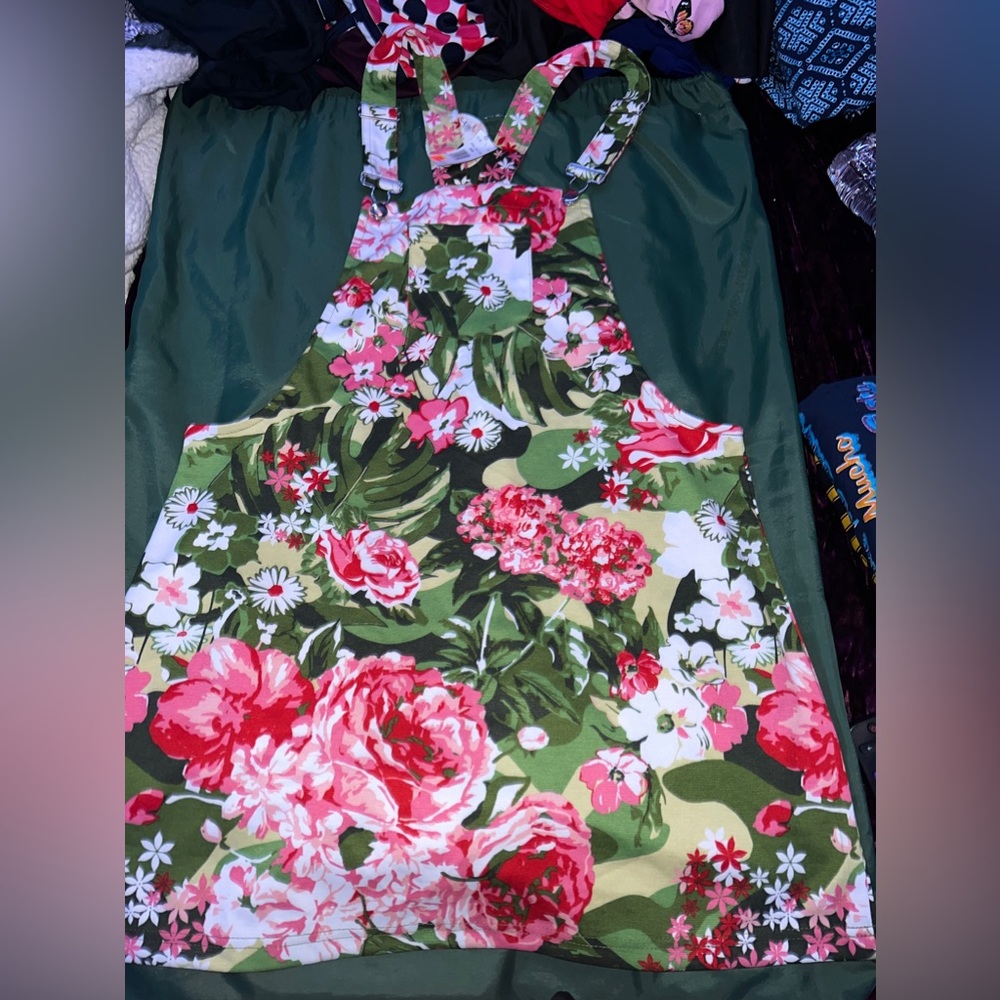 Cute little dress! 👗